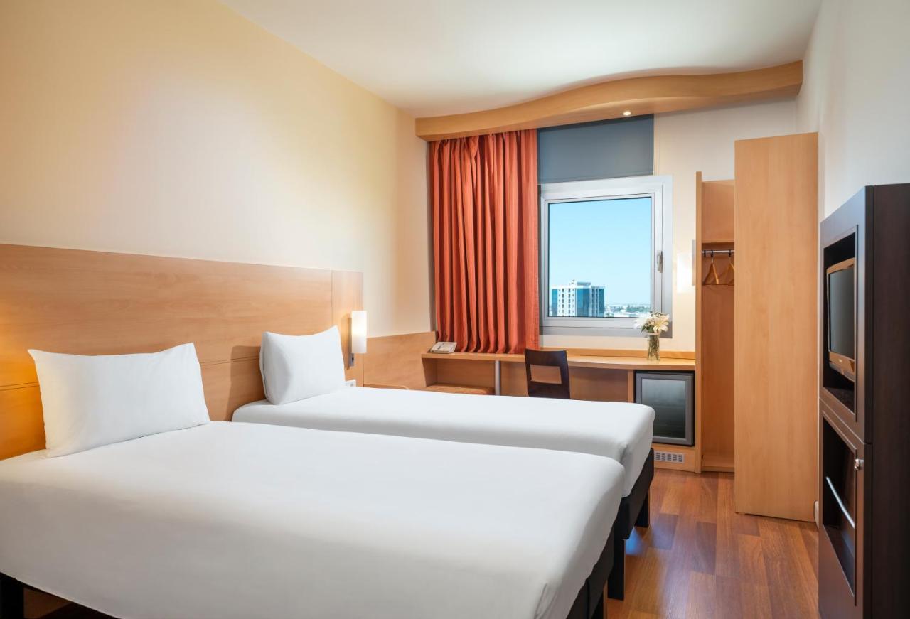 Hotel Ibis Adana Exterior foto