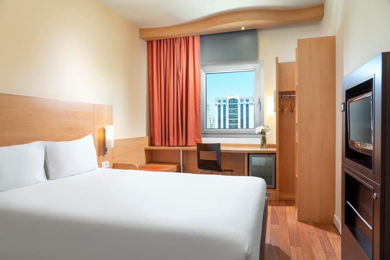 Hotel Ibis Adana Exterior foto
